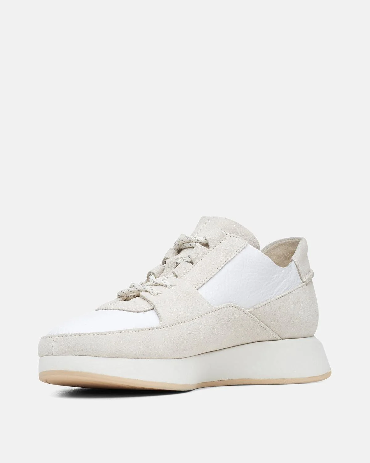 CLARKS ORIGINALS WOMENS KIOWA PACE TRAINERS WHITE COMBI - Image 4
