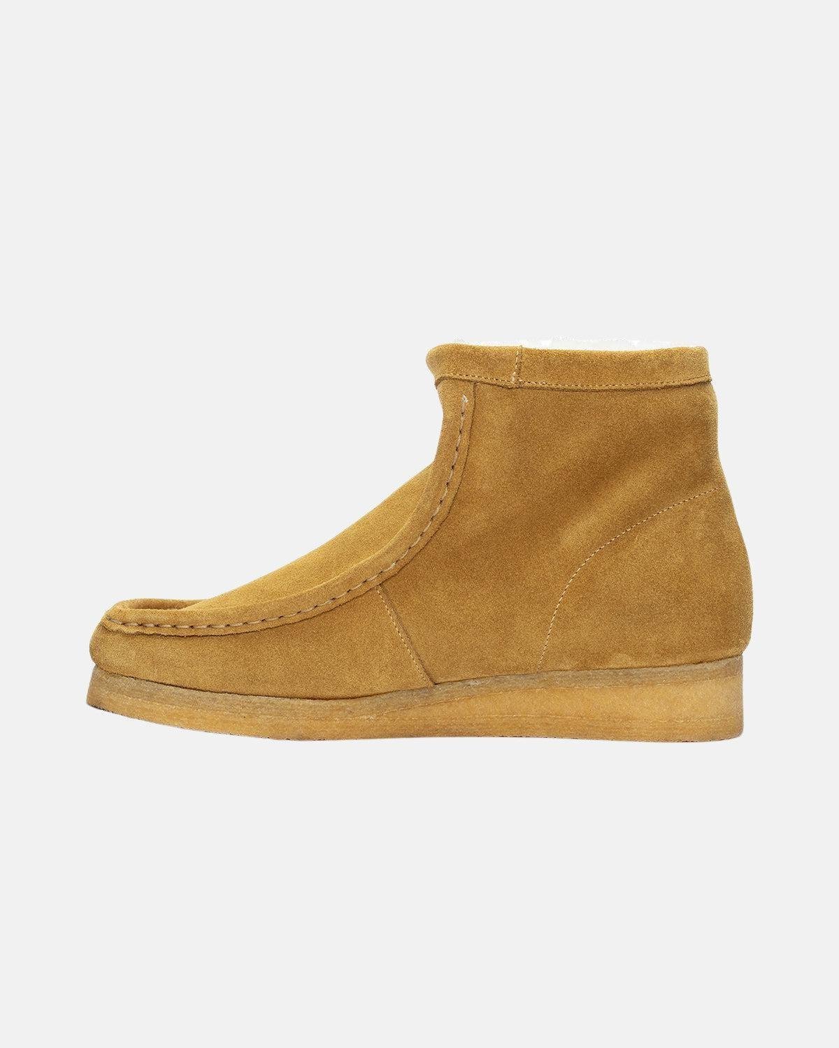 CLARKS ORIGINALS WOMENS WALLABEE HI BOOTS TAN WLINED - Image 5