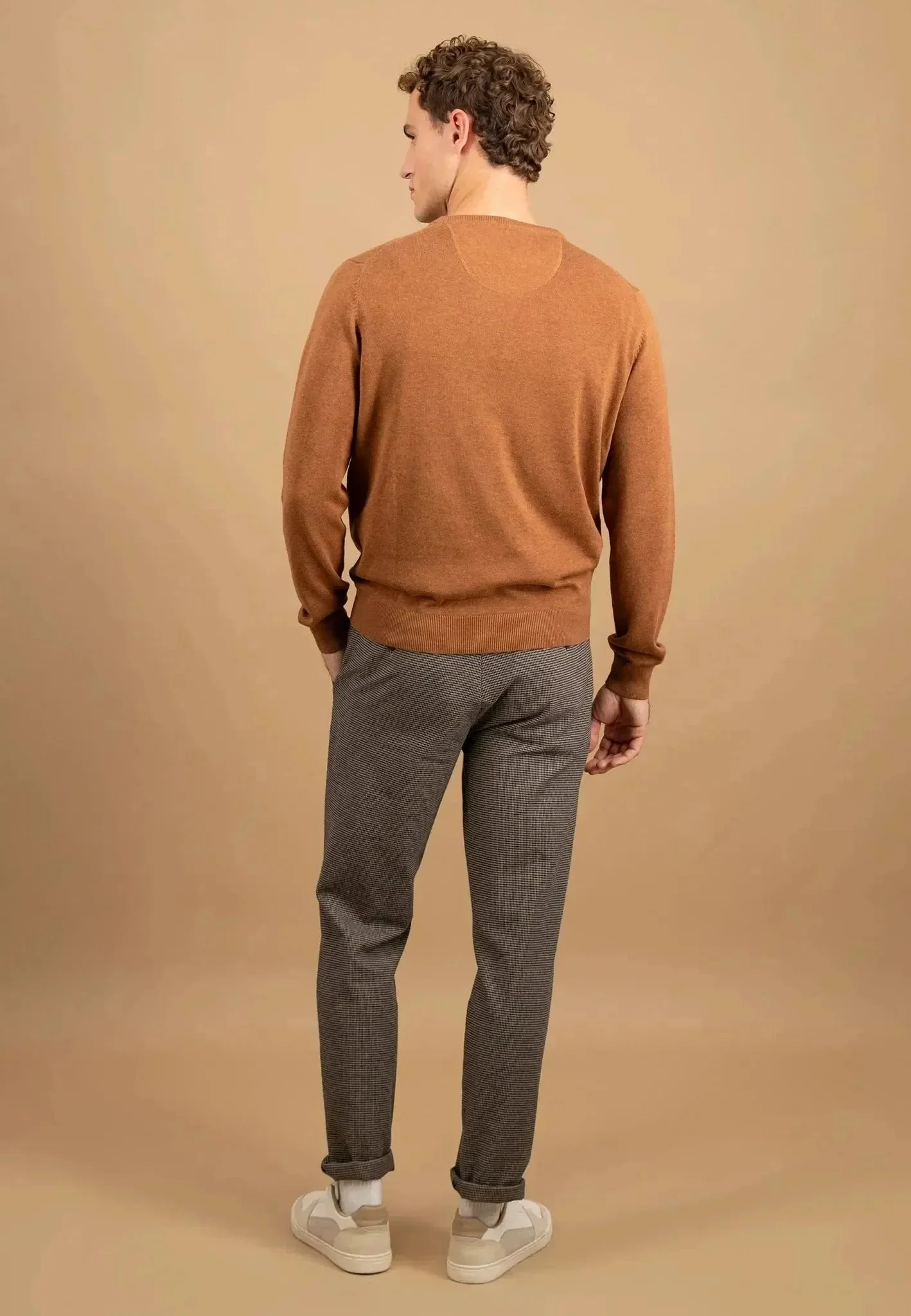 Fynch-Hatton Fine Knit Cotton Crewneck Hazel - Image 4