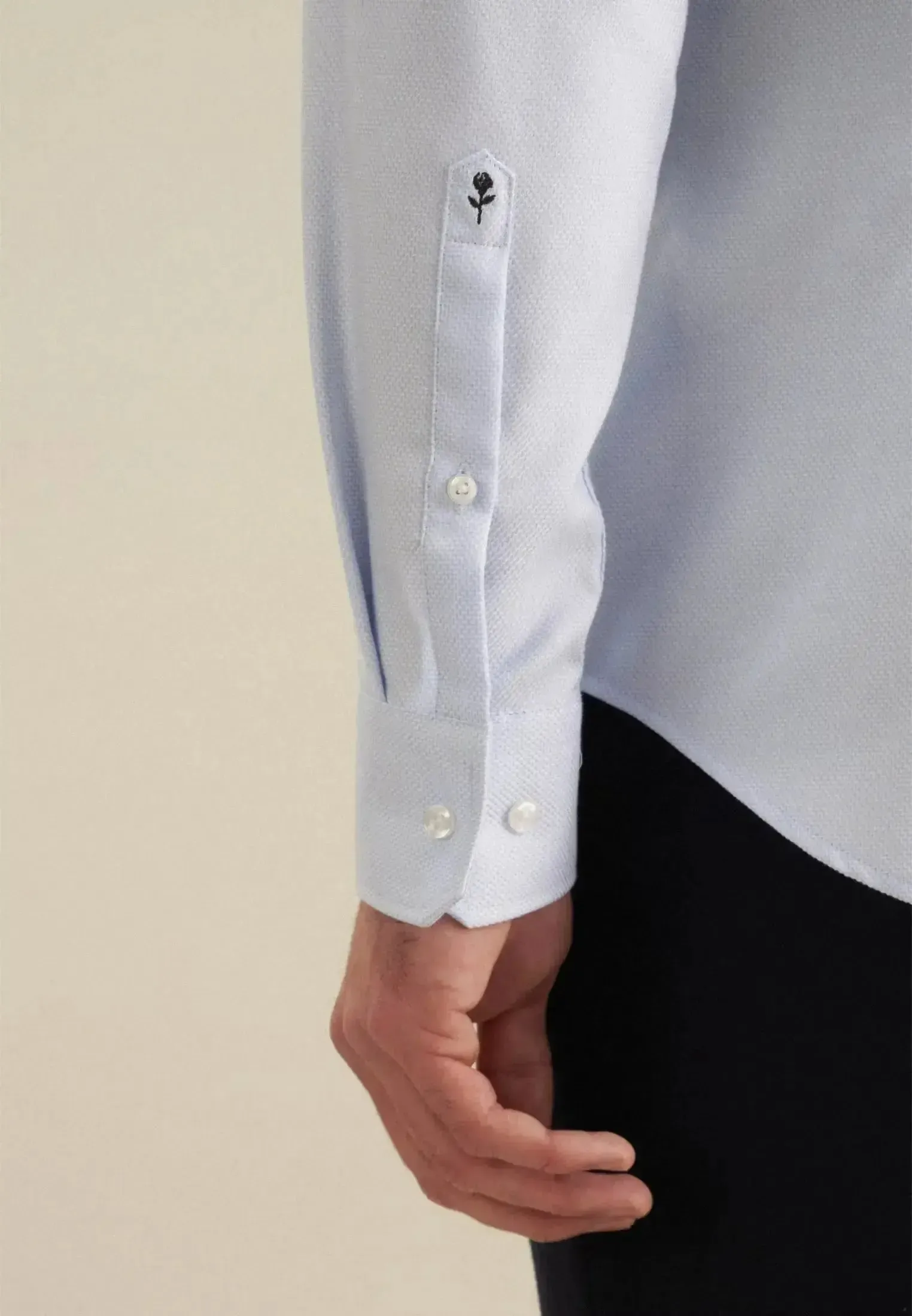 Seidensticker Mens Shaped Fit No Iron Spread Kent Structured Business Shirt Light Blue - Image 6