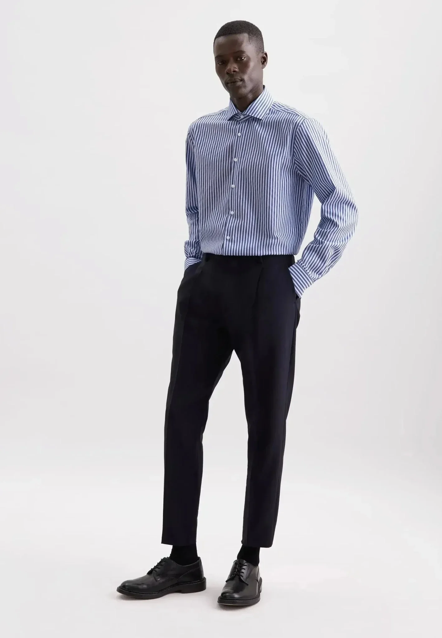 Seidensticker Regular Fit No Iron Spread Kent Structured Stripe Business Shirt Dark Blue - Image 6