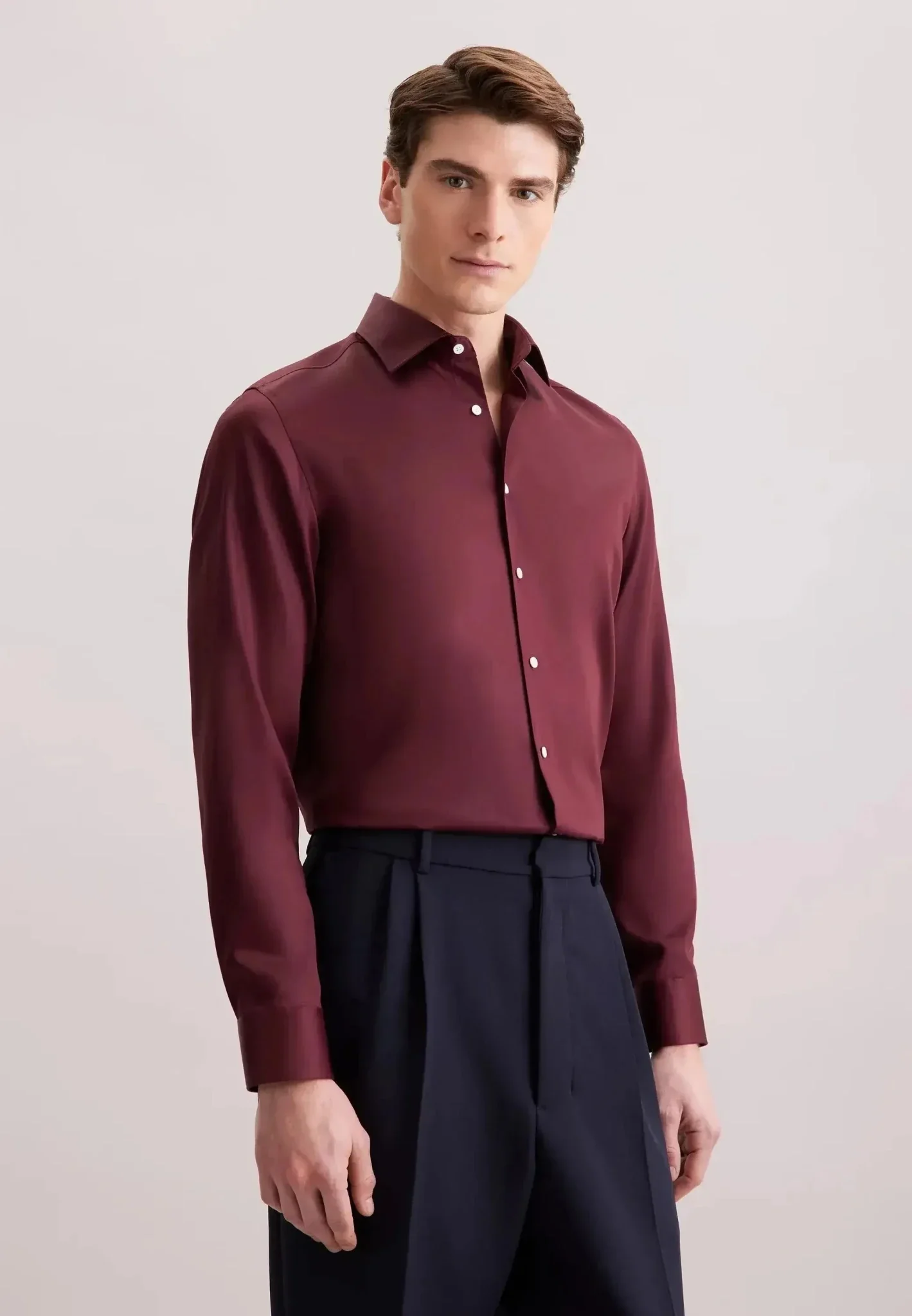 Seidensticker Shaped Fit Easy Iron New Kent Business Shirt Burgundy - Image 2